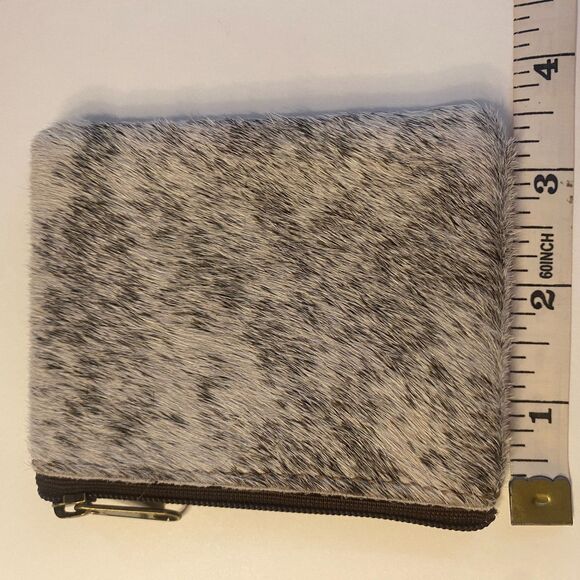 Heart Coin Purse Speckled Dark Taupe Chocolate Brown White Cowhide Zip Closure - Picture 6 of 8